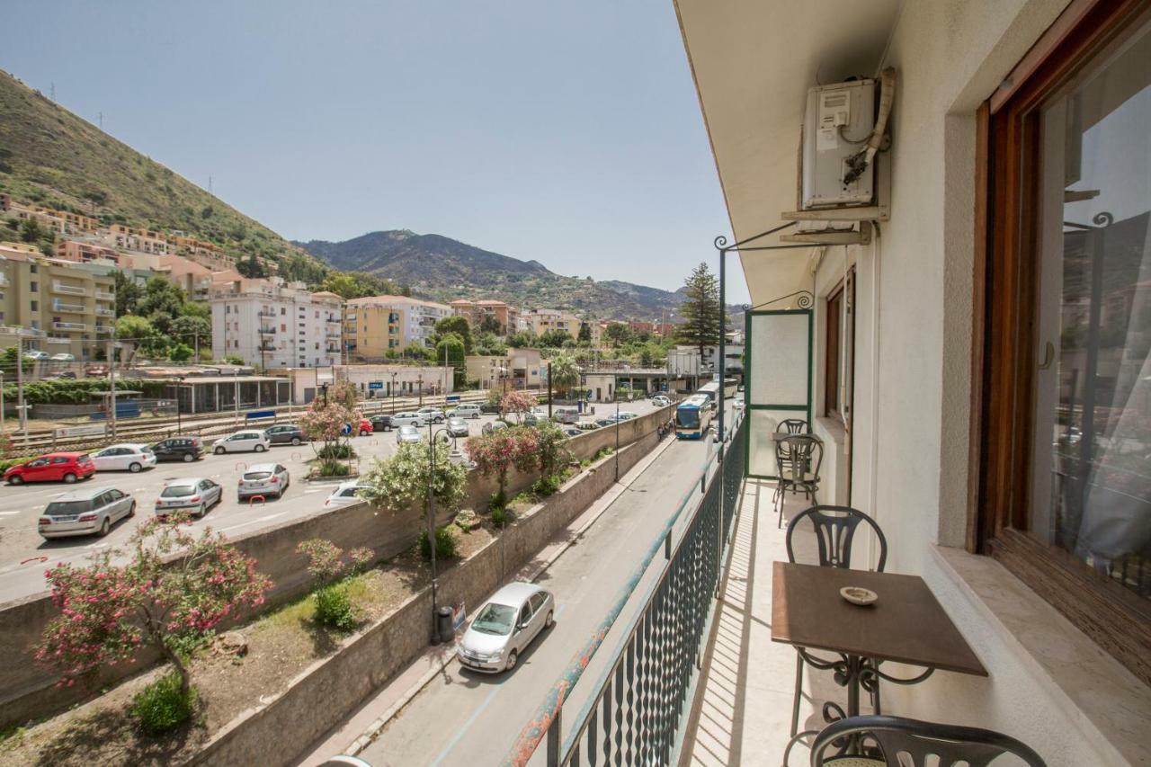 Mia Guesthouse チェファル エクステリア 写真
